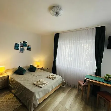 Island Apartman Odorheiu Secuiesc Exterior photo
